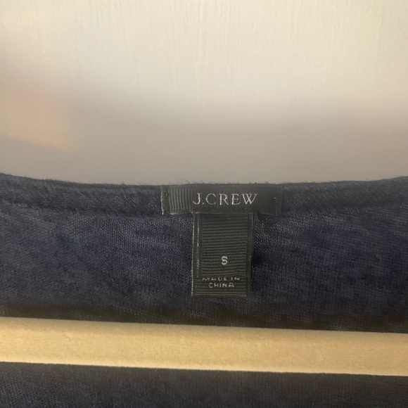 I crew lightweight airy top - Picture 6 of 6